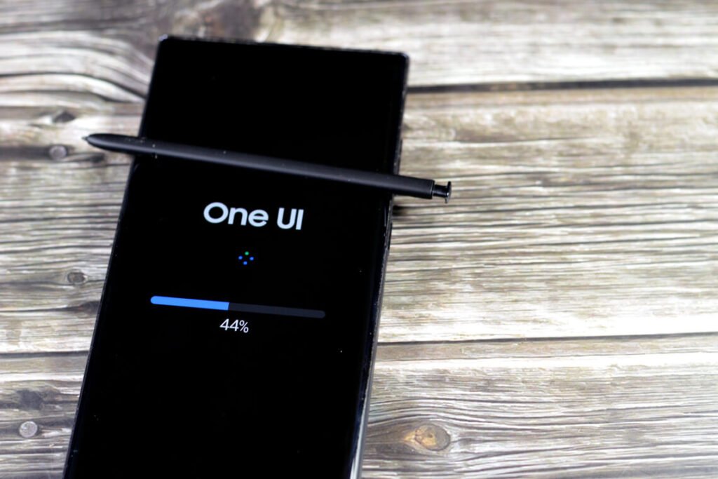 Samsung Galaxy S24 installing One UI, showcasing its fast and efficient performance.